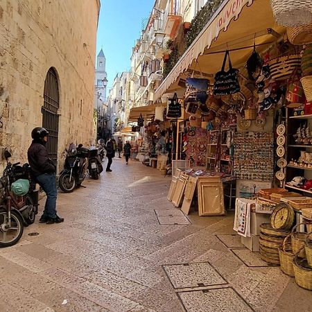 Quiet And Stylish - Bari City Center, Minutes To Station Exteriör bild