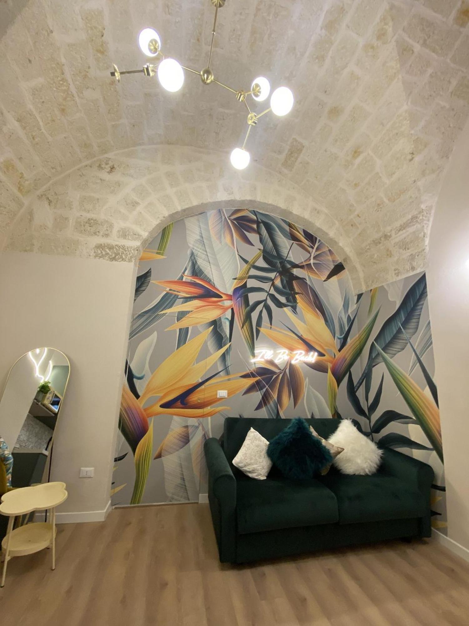 Quiet And Stylish - Bari City Center, Minutes To Station Exteriör bild